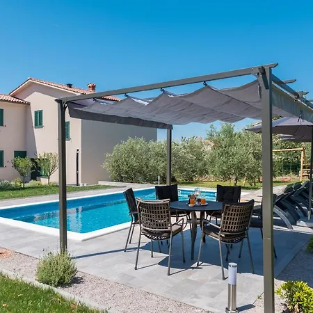 House Olive Grove With Pool And Garden アパート